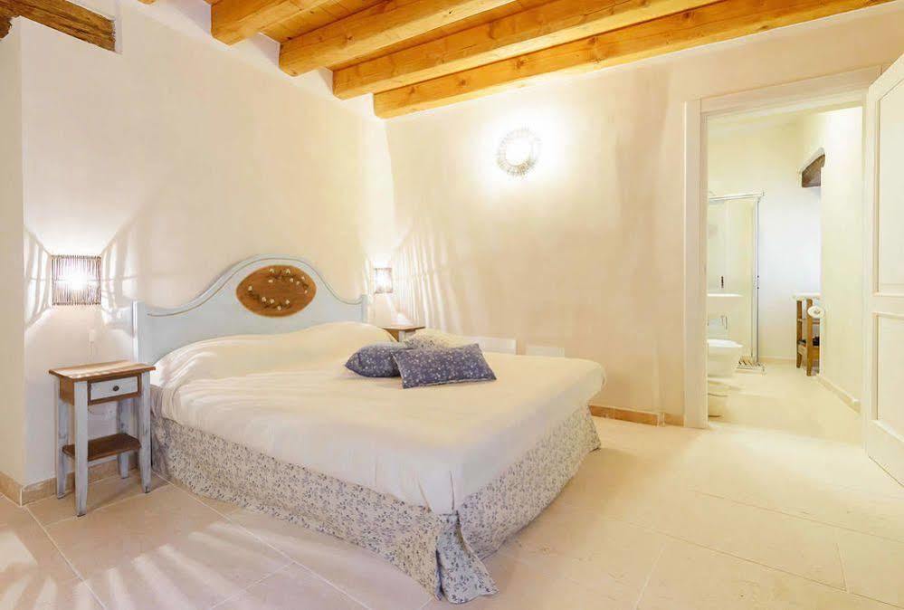 B&B Corte Jago เนกรา ภายนอก รูปภาพ